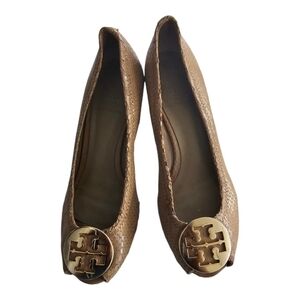 Tory Burch Wedge Pump Women Peep Toe Sz 7 Beige Sally 2 Leather Gold Logo